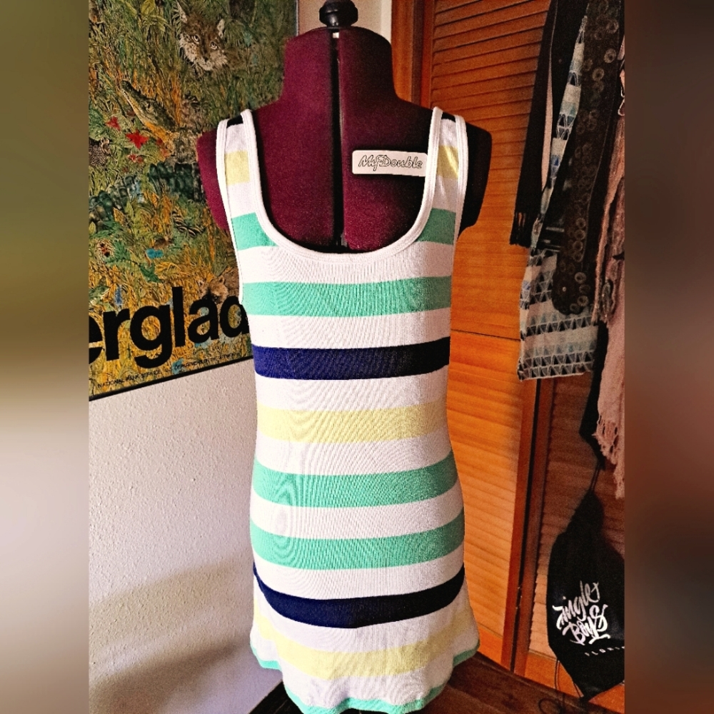 Old Navy Stripped Tank Top